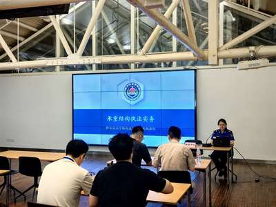 江寧路街道“普法進企業(yè)” 以精準(zhǔn)服務(wù)促進成果轉(zhuǎn)化，筑牢上海企業(yè)法治根基